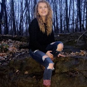 Meet your Posher, Sierra